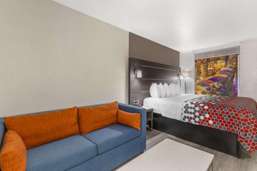 Econo Lodge Inn & Suites Near Lackland Afb San Antonio Room photo